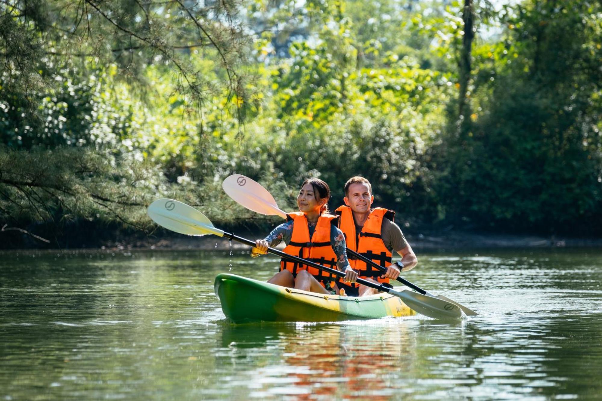 Jw Marriott Khao Lak Resort And Spa Екстер'єр фото Kayaking in the Danube Delta