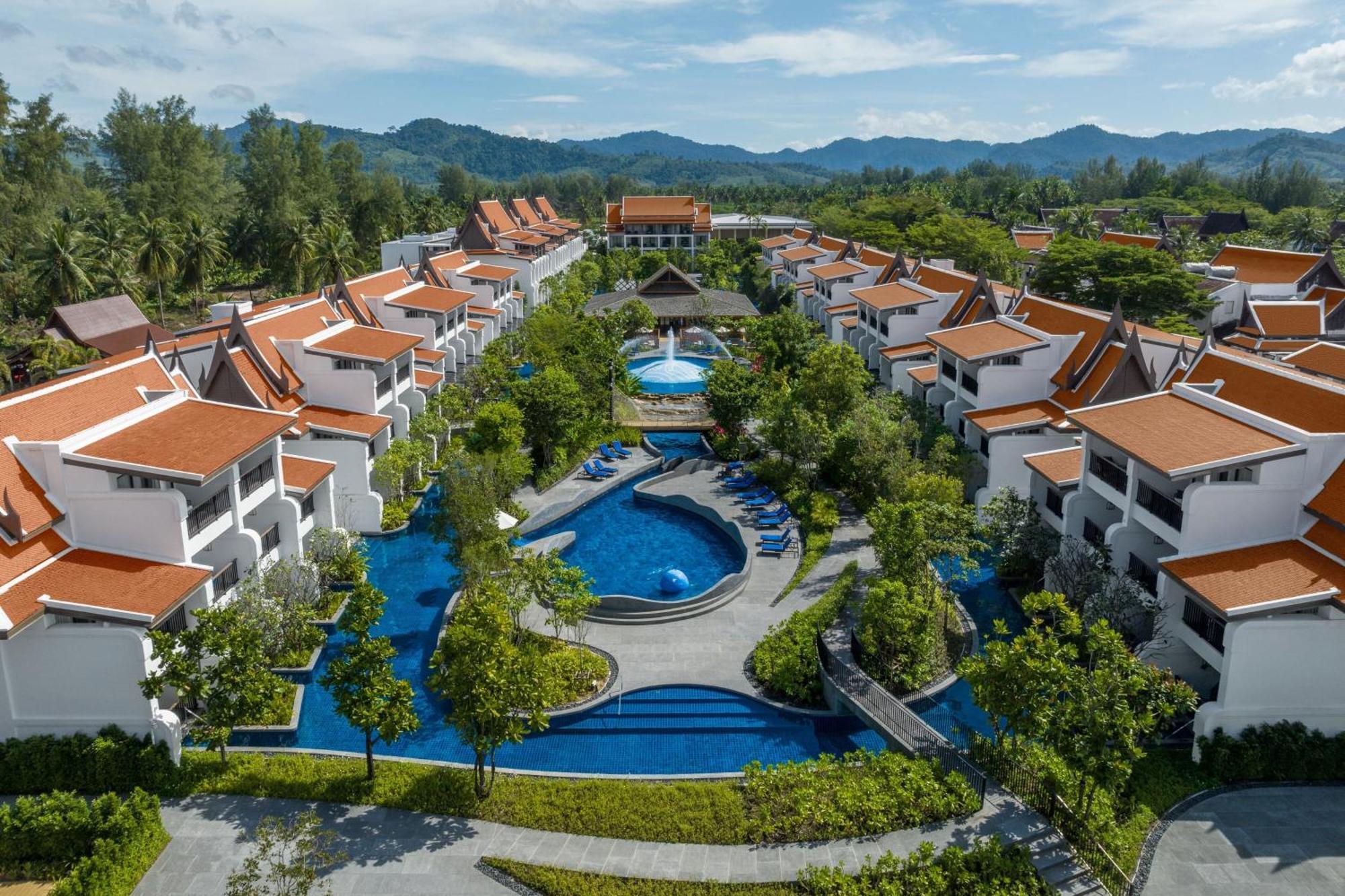 Jw Marriott Khao Lak Resort And Spa Екстер'єр фото The Village, Hua Hin